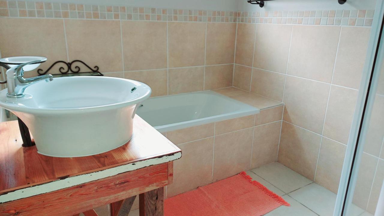 The Coelacanth Guest House And Beach Thyme Self Catering Kiddʼs Beach Εξωτερικό φωτογραφία