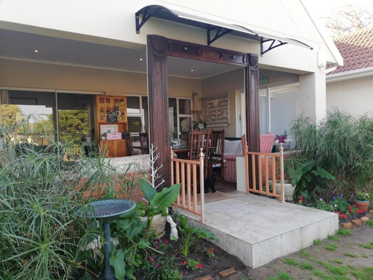 The Coelacanth Guest House And Beach Thyme Self Catering Kiddʼs Beach Εξωτερικό φωτογραφία