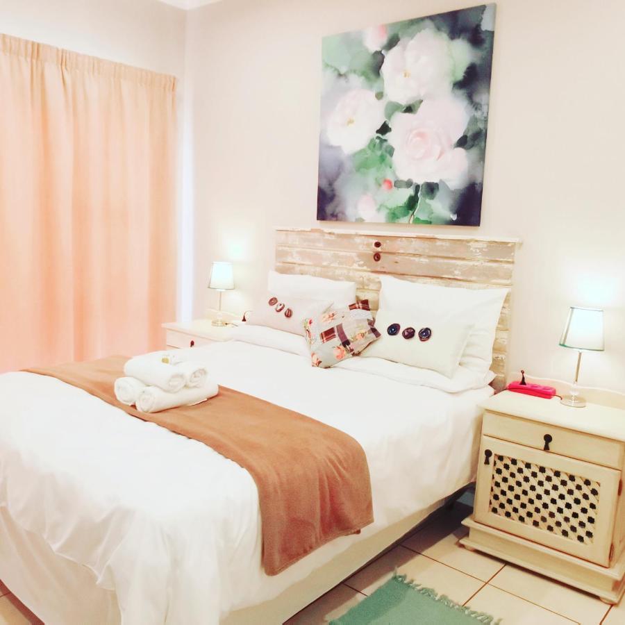 The Coelacanth Guest House And Beach Thyme Self Catering Kiddʼs Beach Εξωτερικό φωτογραφία