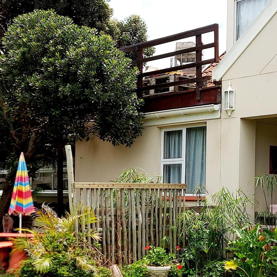 The Coelacanth Guest House And Beach Thyme Self Catering Kiddʼs Beach Εξωτερικό φωτογραφία