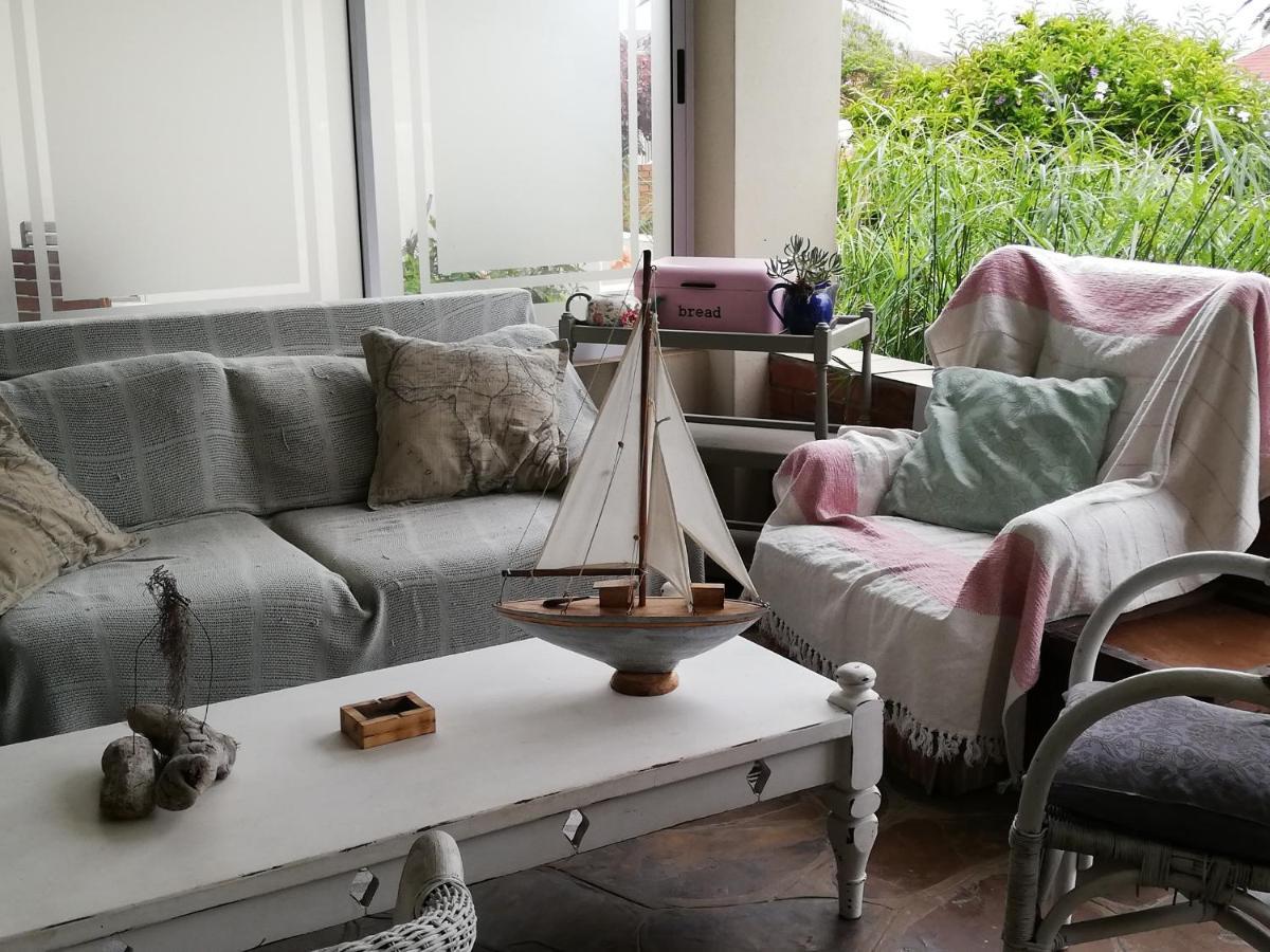 The Coelacanth Guest House And Beach Thyme Self Catering Kiddʼs Beach Εξωτερικό φωτογραφία